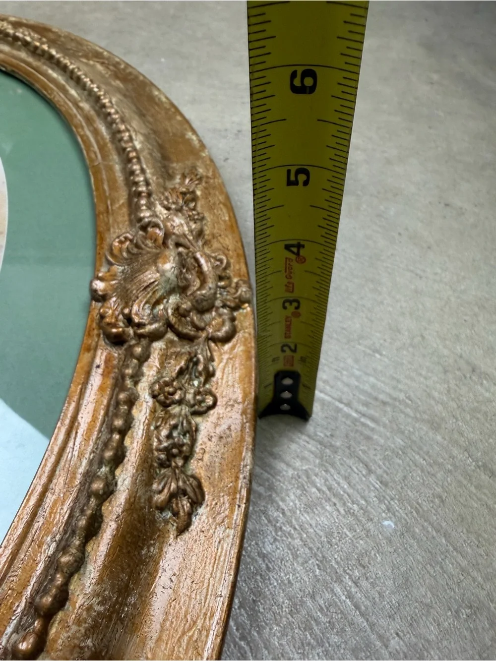 Vintage 24x18 Large Ornate Oval Gold Gilt Picture Frame Baroque Circa 1960-1970s